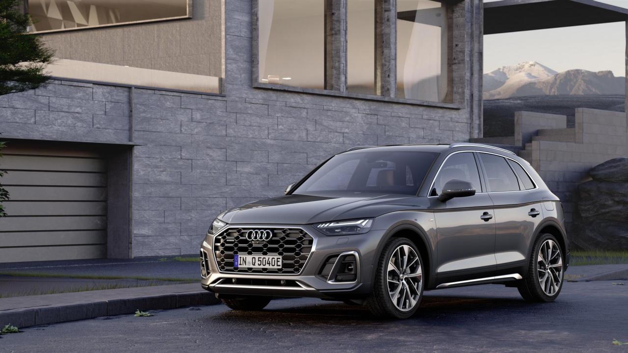 2021-Audi-Q5-Plug-In-Hybrid-00_10.jpg