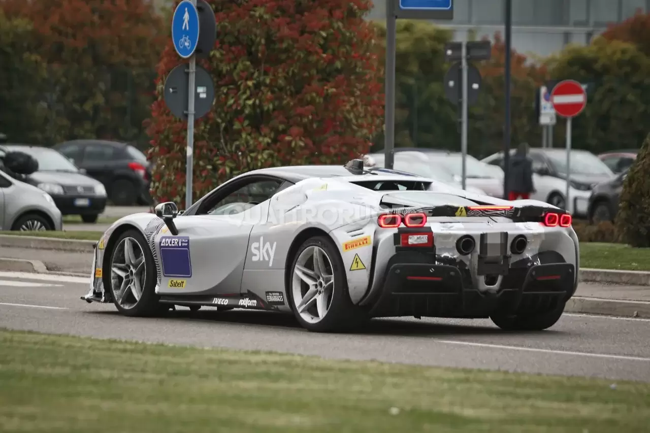 2022-ferrari-sf90-muletto-03.webp.761de94d499b5cd9bc59d27f24f953bc.webp