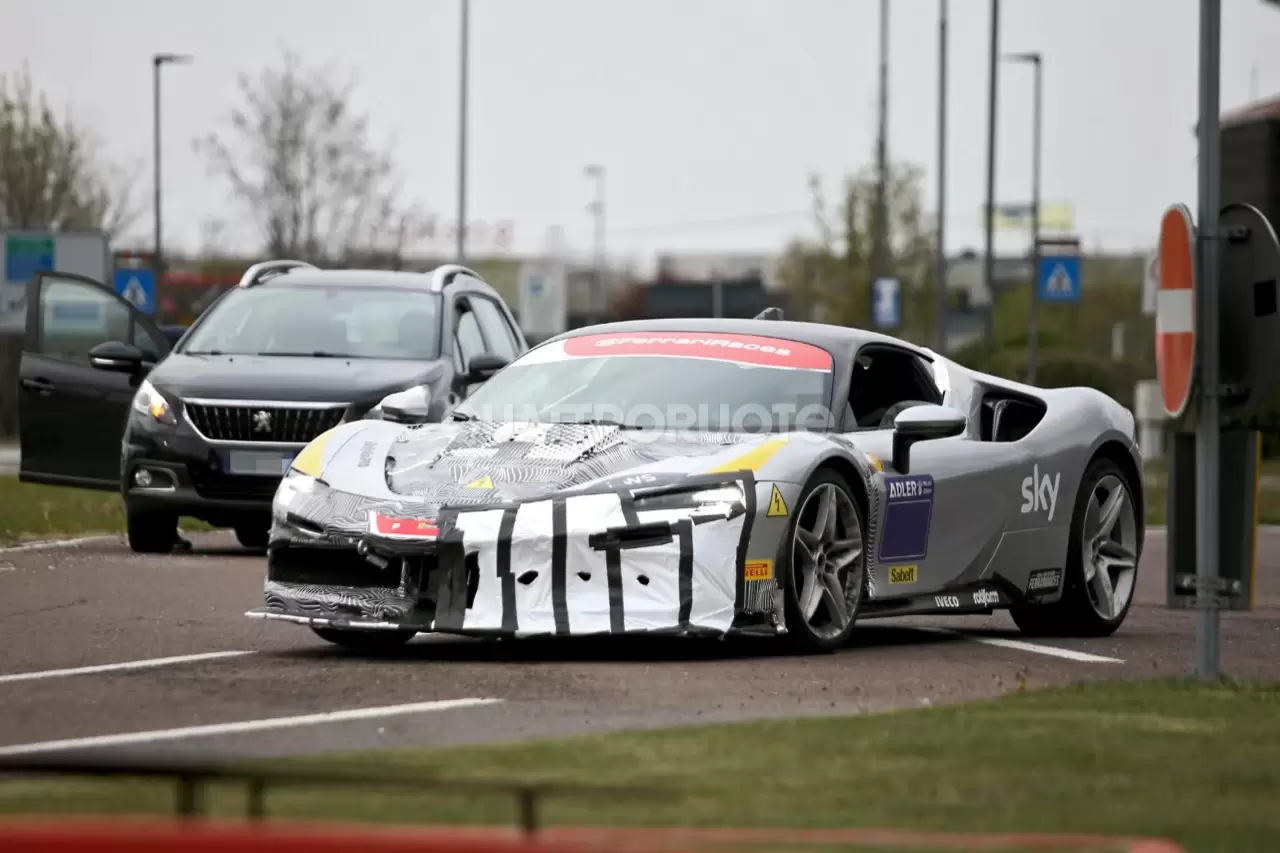 2022-ferrari-sf90-muletto-05.webp.711c21d3c420c6ba029446e38b1ff9a5.webp