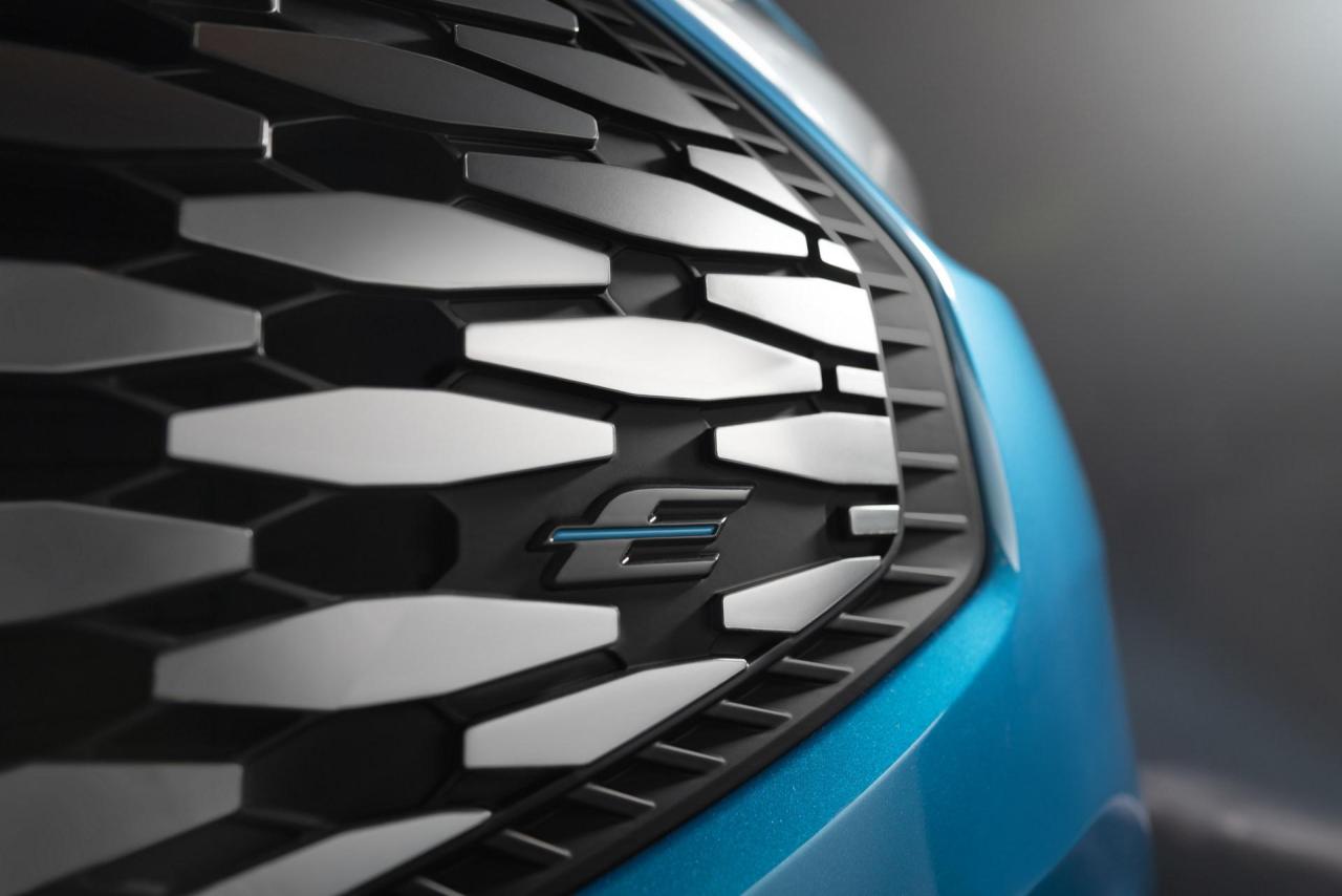 2022_FORD_E-TRANSIT_CUSTOM_07.jpg