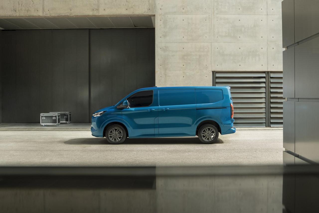 2022_FORD_E-TRANSIT_CUSTOM_12.jpg