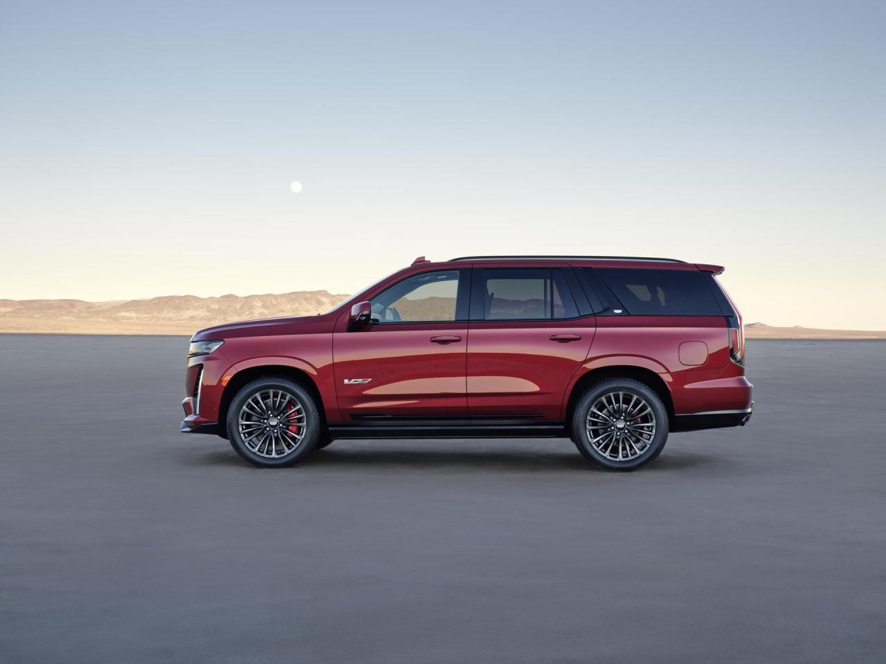 2023-Cadillac-Escalade-V-10.jpg