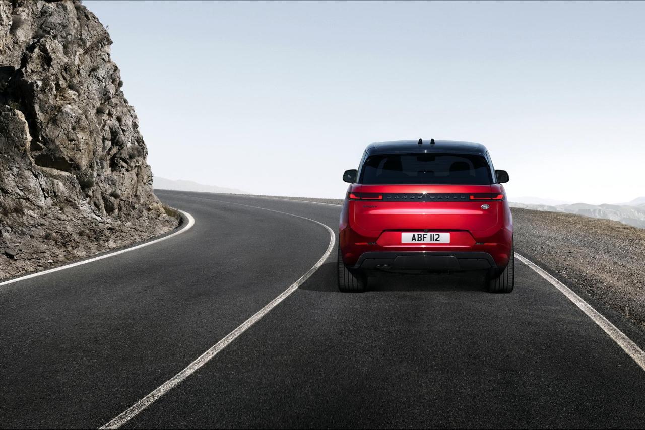 2023-Range-Rover-Sport-10.jpg