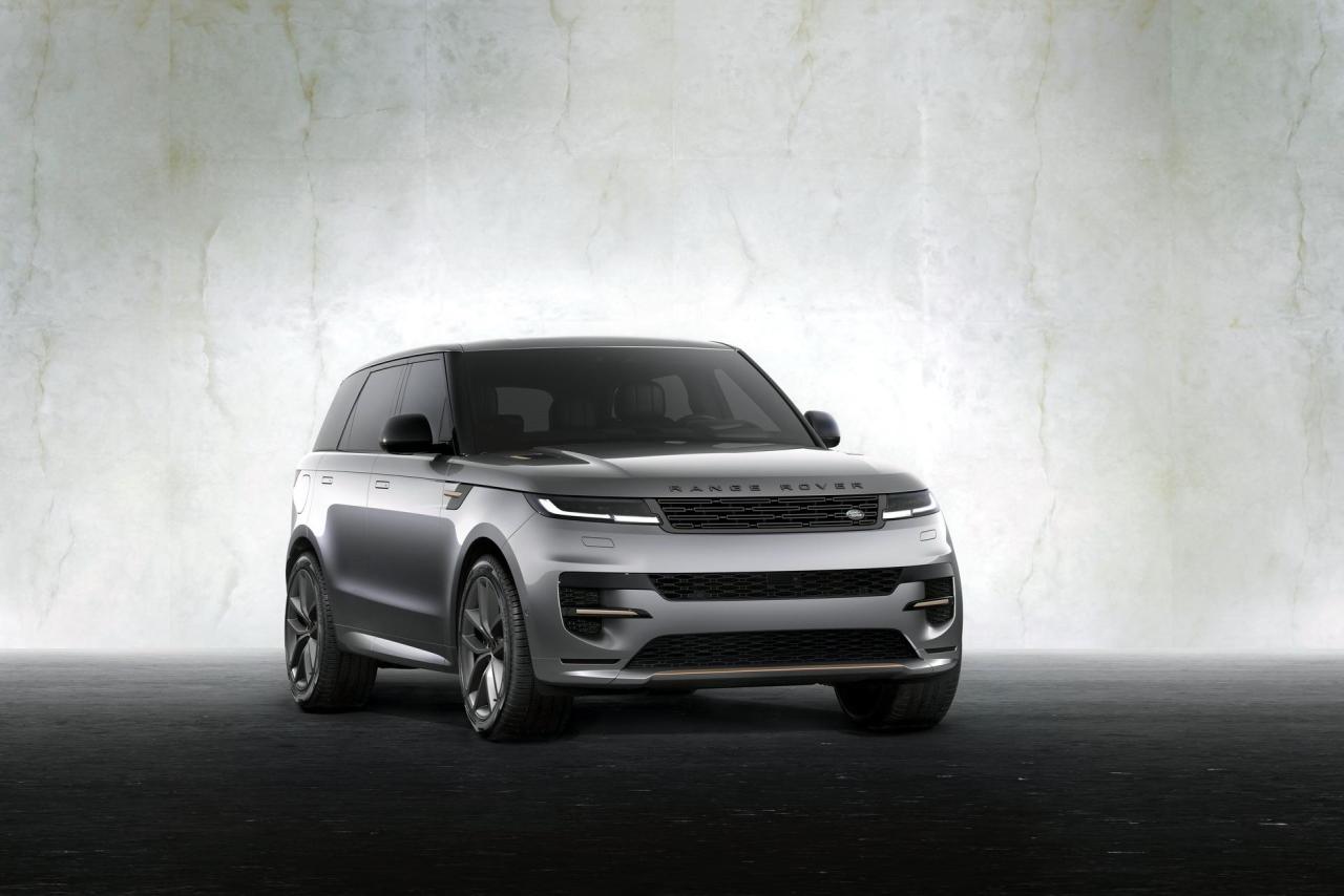 2023-Range-Rover-Sport-26.jpg