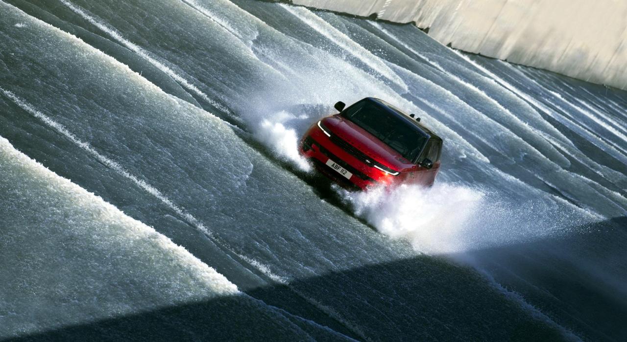 2023-Range-Rover-Sport-58.jpg