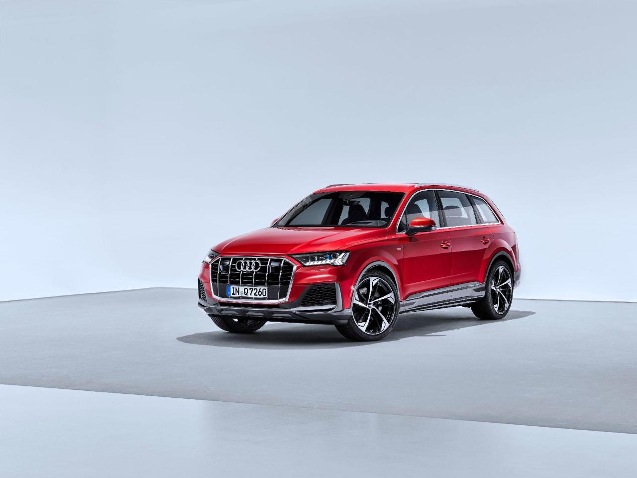 56b03f29-audi-q7-facelift-2.thumb.jpg.0b0f2db3ea5ea9a3de1b657a0f010bf2.jpg
