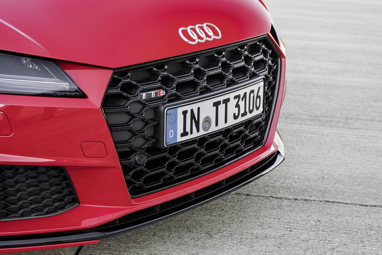 8f53c182-2019-audi-tt-10.thumb.jpg.cb35337a53b6832521ccfff2850e4567.jpg