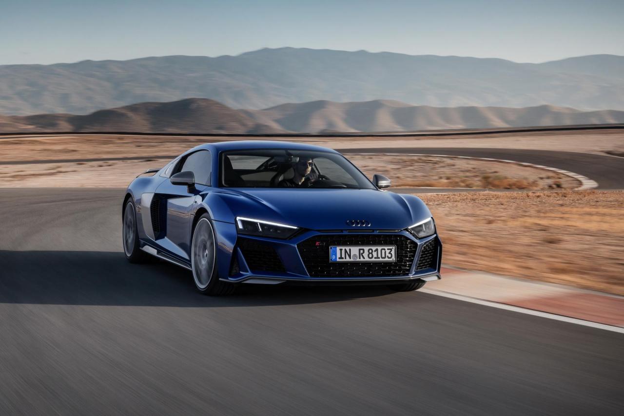 9852ebba-2019-audi-r8-range-mega-gallery-55.thumb.jpg.80aaf8becef5b9357b8b8f07fac30128.jpg