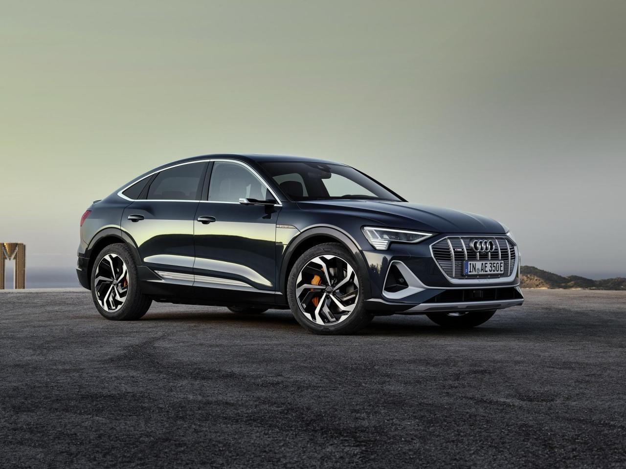Audi-E-Tron-Sportback-94.thumb.jpg.eecf1e9b3aada4b159a53dcededdfb6a.jpg
