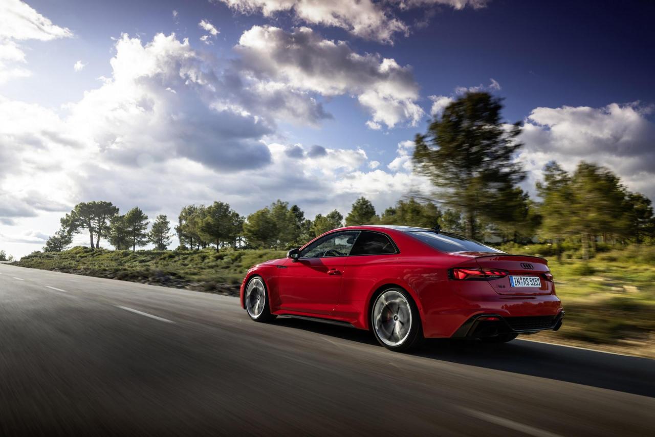 Audi-RS-5-Coupe-With-Competition-Plus-Package-39.jpg