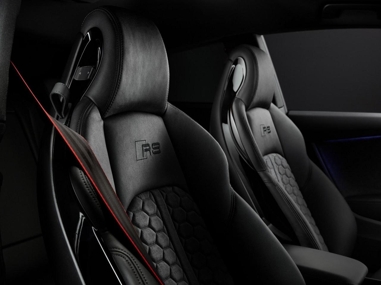 Audi-RS-5-Coupe-With-Competition-Plus-Package-94.jpg