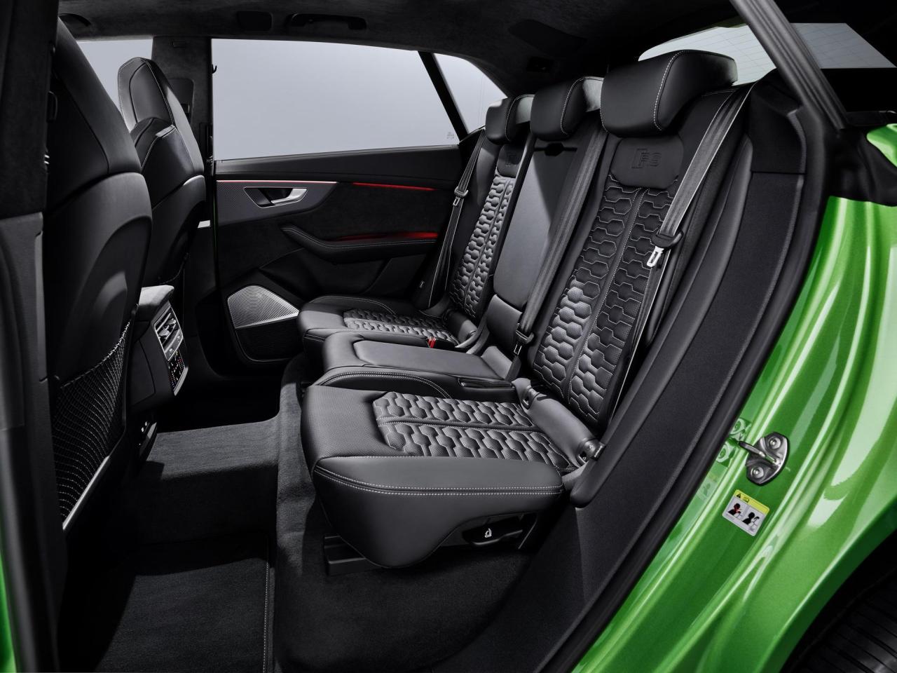 Audi-RS-Q8-8.thumb.jpg.8000826ed8f3c7fccab896622ffdf58b.jpg