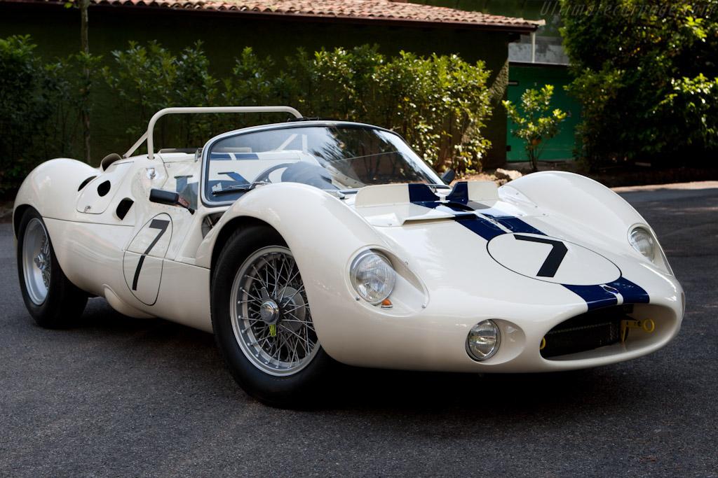 Maserati-Tipo-63-Birdcage-V12-23208.jpg.cf6d50e30f2f795119710f55058acb41.jpg