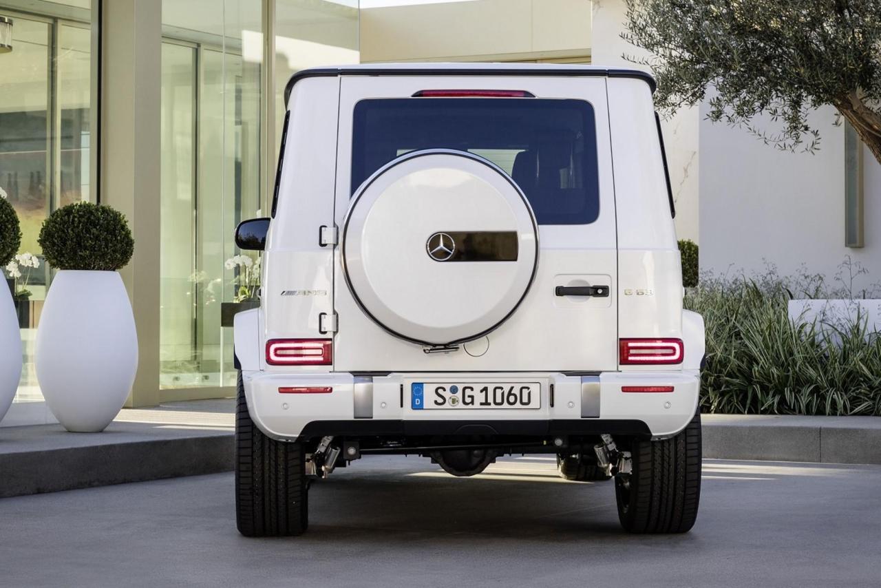 Mercedes_Classe_G_63_AMG_2018_f4157.thumb.jpg.92a5af50391df7ca451dd92f7349096b.jpg