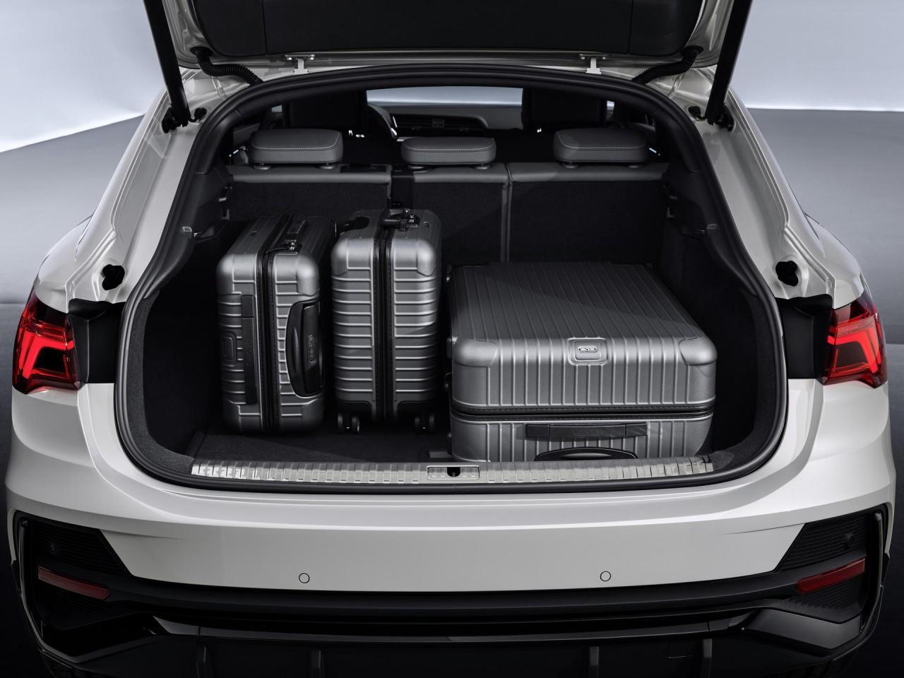a17e37ff-2020-audi-q3-sportback-34.jpg