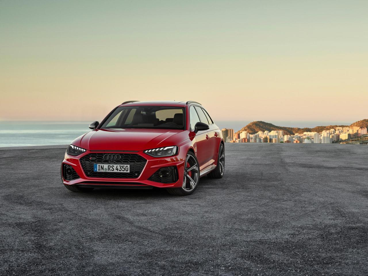 cc045836-audi-rs4-avant-47.jpg