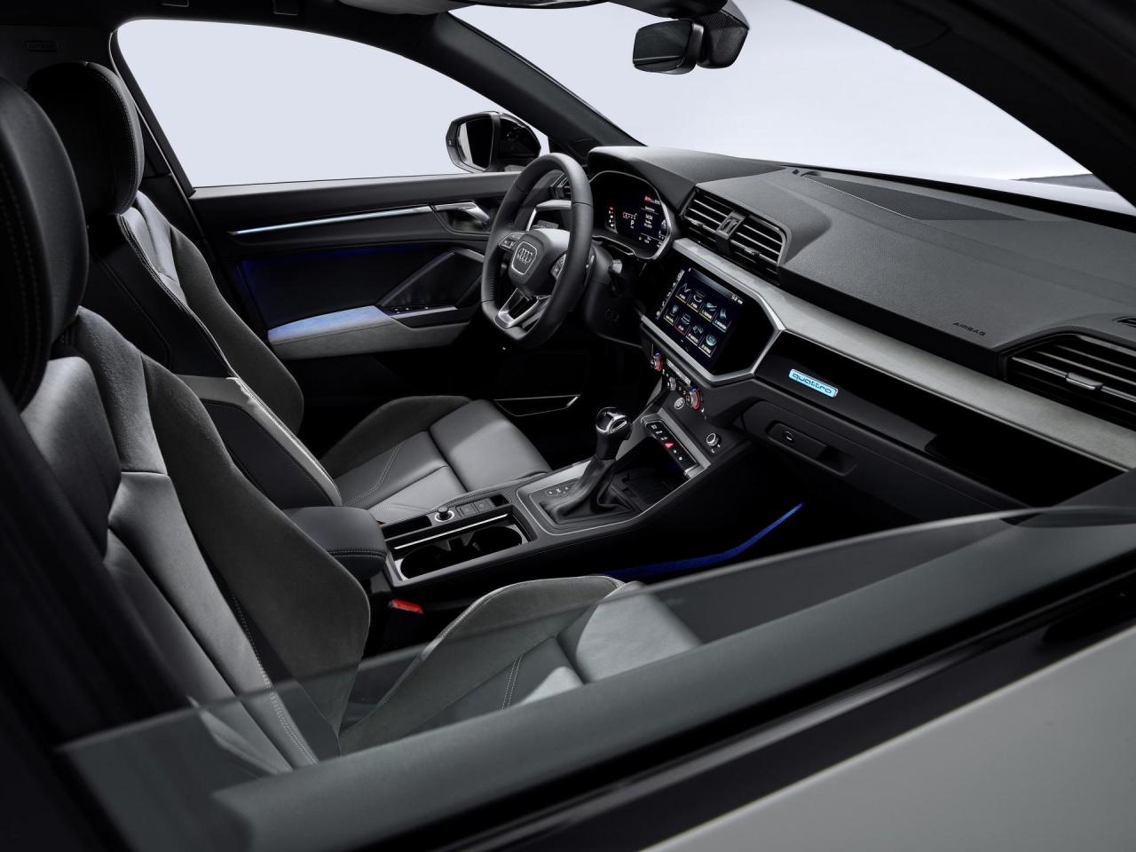 d5b3ab90-2020-audi-q3-sportback-32.jpg