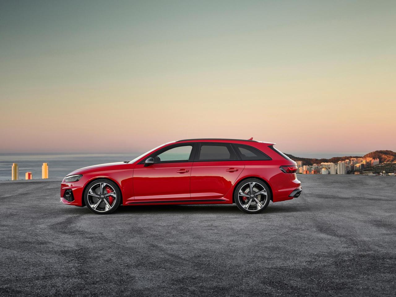 e2dae8e1-audi-rs4-avant-40.jpg