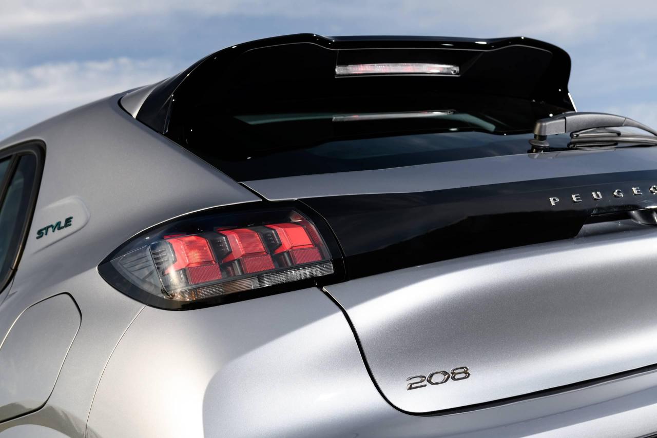 Novo-Peugeot-208-2023 (16).jpeg
