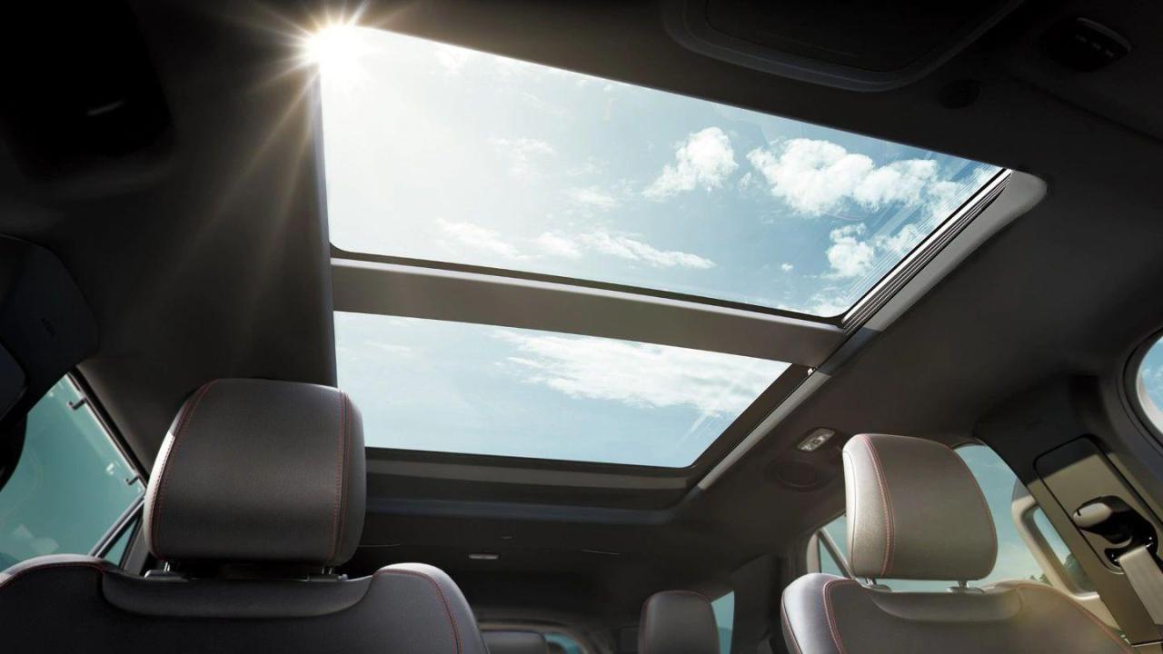 2020-Ford-Explorer-Plug-In-Hybrid-European-spec-4.thumb.jpg.4407351583213dd88efbe853e8f73556.jpg