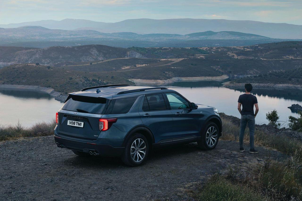 2020-Ford-Explorer-Plug-In-Hybrid-ST-Line-European-spec-3.thumb.jpg.3b18a9c6951c9ec7dc78bcdbd52657f2.jpg