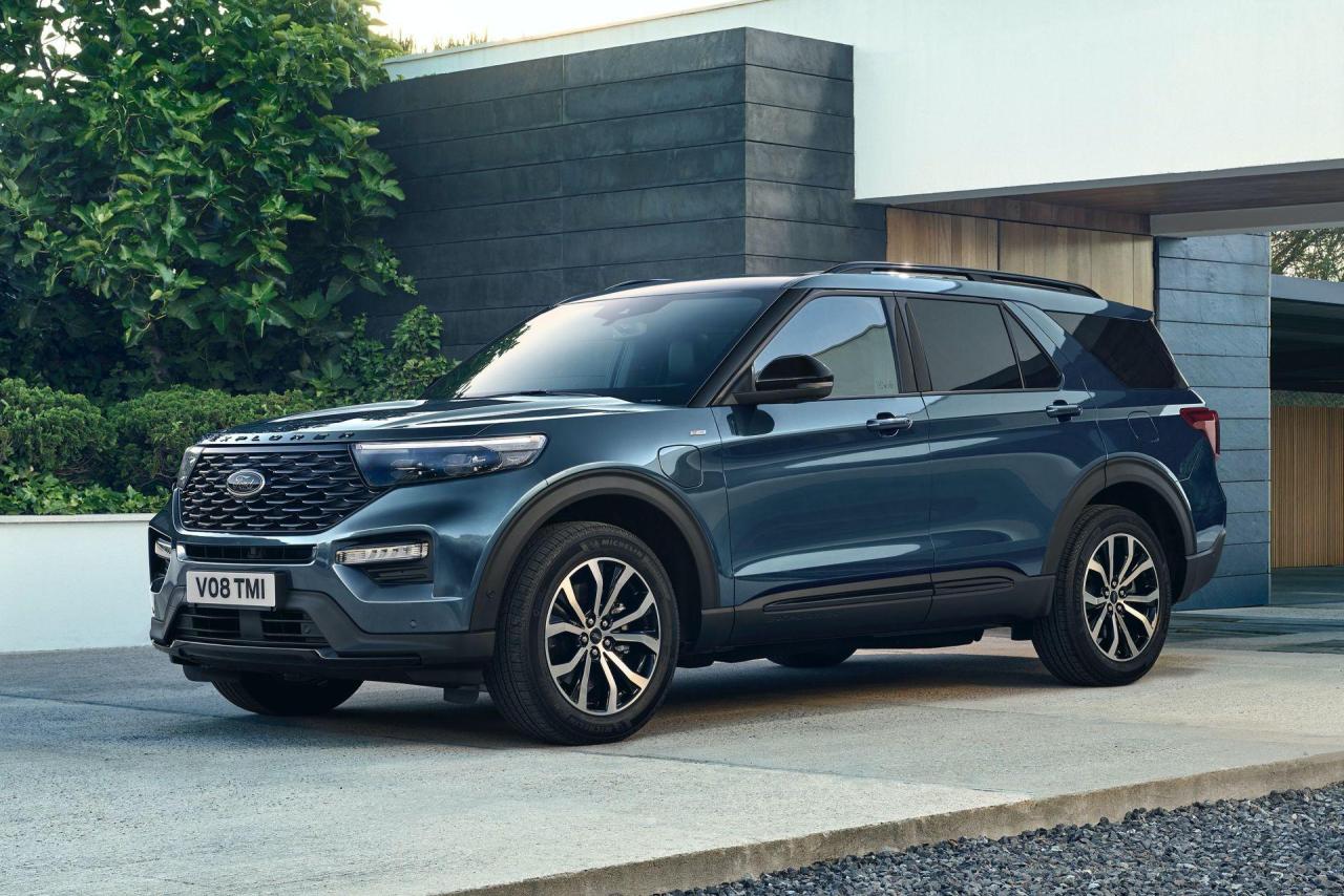 2020-Ford-Explorer-Plug-In-Hybrid-ST-Line-European-spec-4.thumb.jpg.9ac22080f35ad1aaa7da607838ca27de.jpg