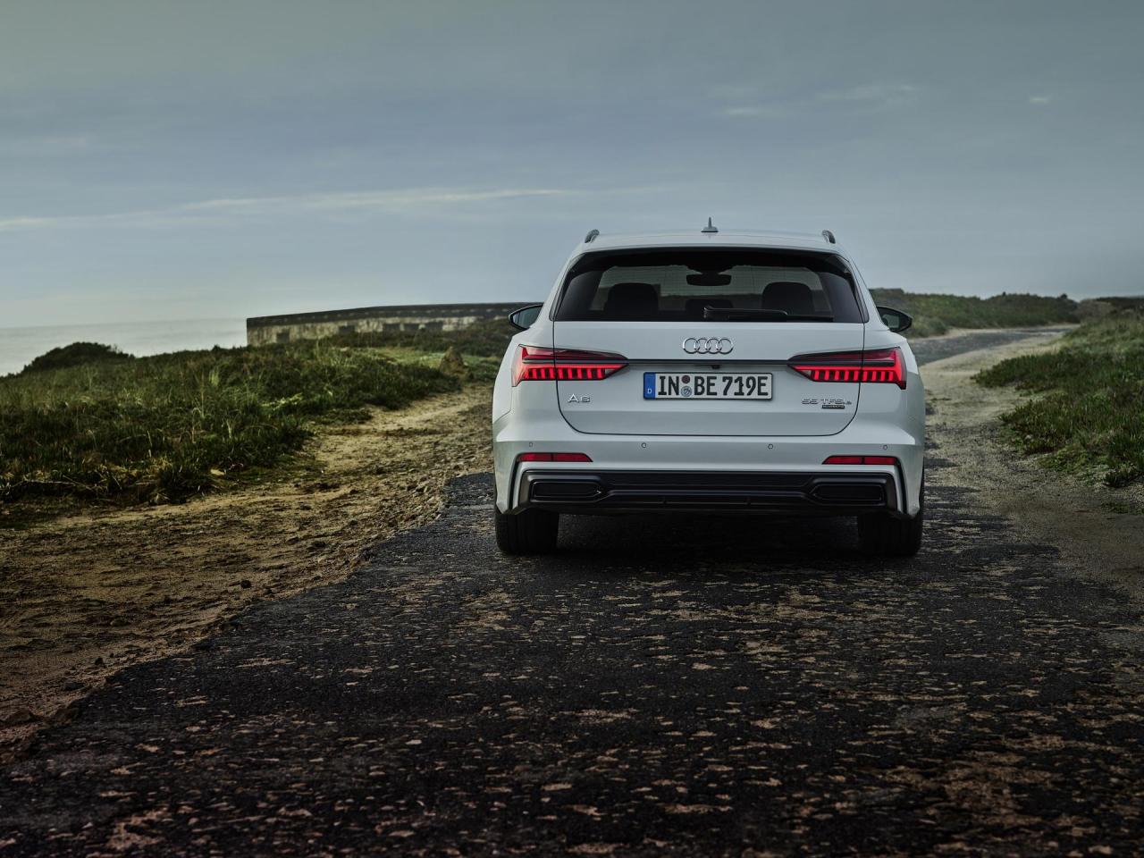 2020-audi-a6-avant-55-tfsi-e-quattro-phev-12.thumb.jpg.ba46574f077e6b9563d843df8b4560ff.jpg