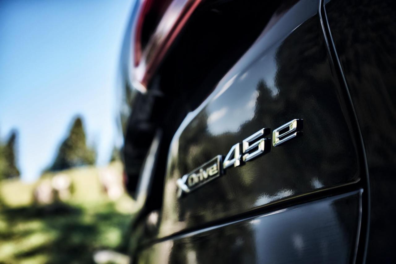 2020-bmw-x5-xdrive45e-94.thumb.jpg.1852c12ecdb2ba1fbcb3b0a2d83528ef.jpg