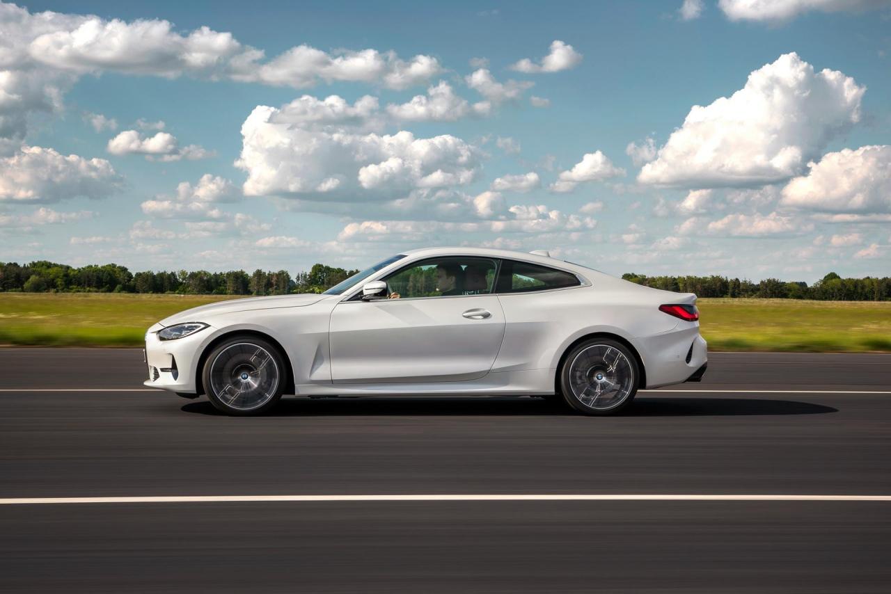 2021-BMW-4-Series-Coupe-77.thumb.jpg.82aa483b3cbe56471c04cc48fdb43b36.jpg