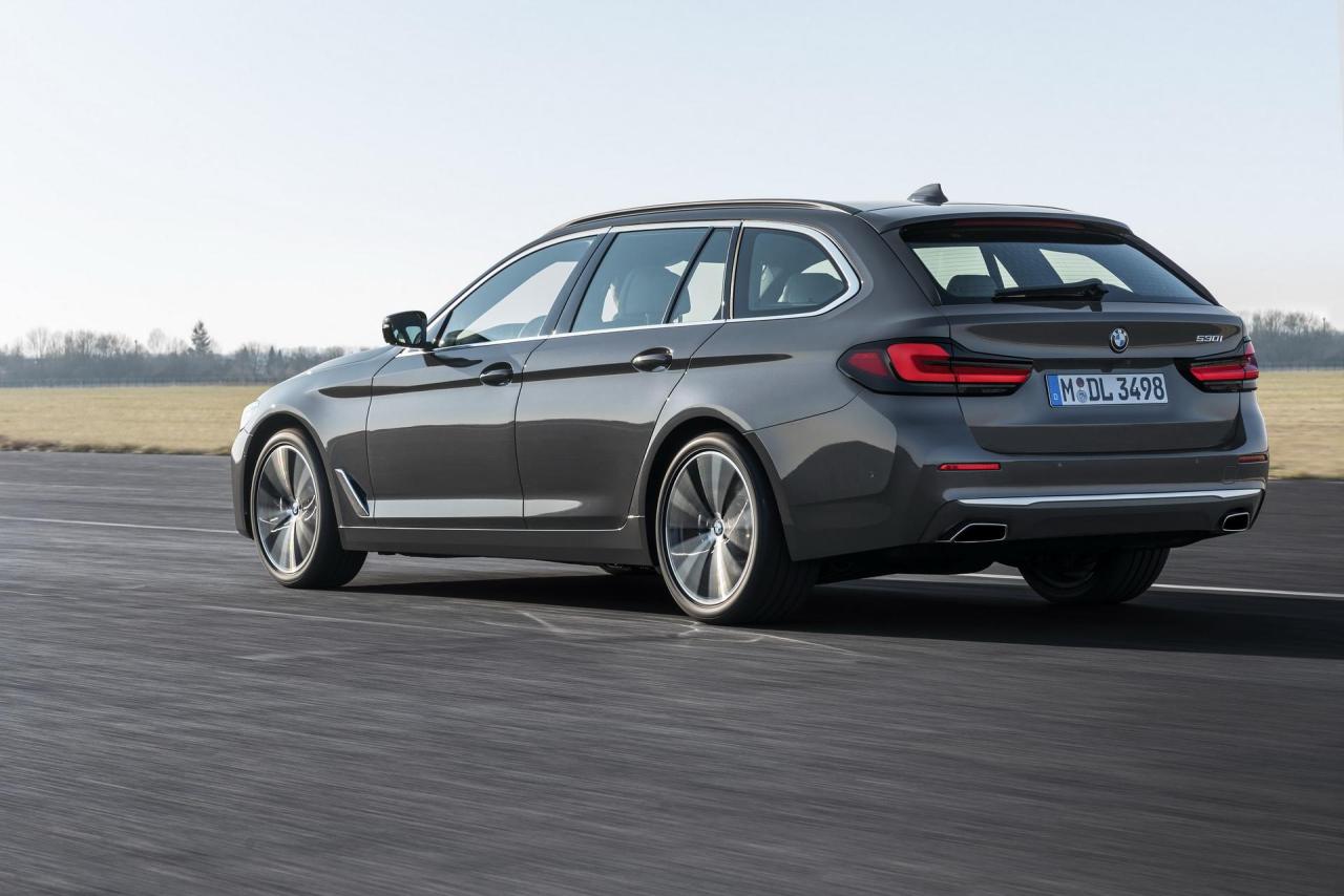 2021-BMW-5-Series-Facelift-115.thumb.jpg.6d2986f49a244709cb0bb8847781601e.jpg