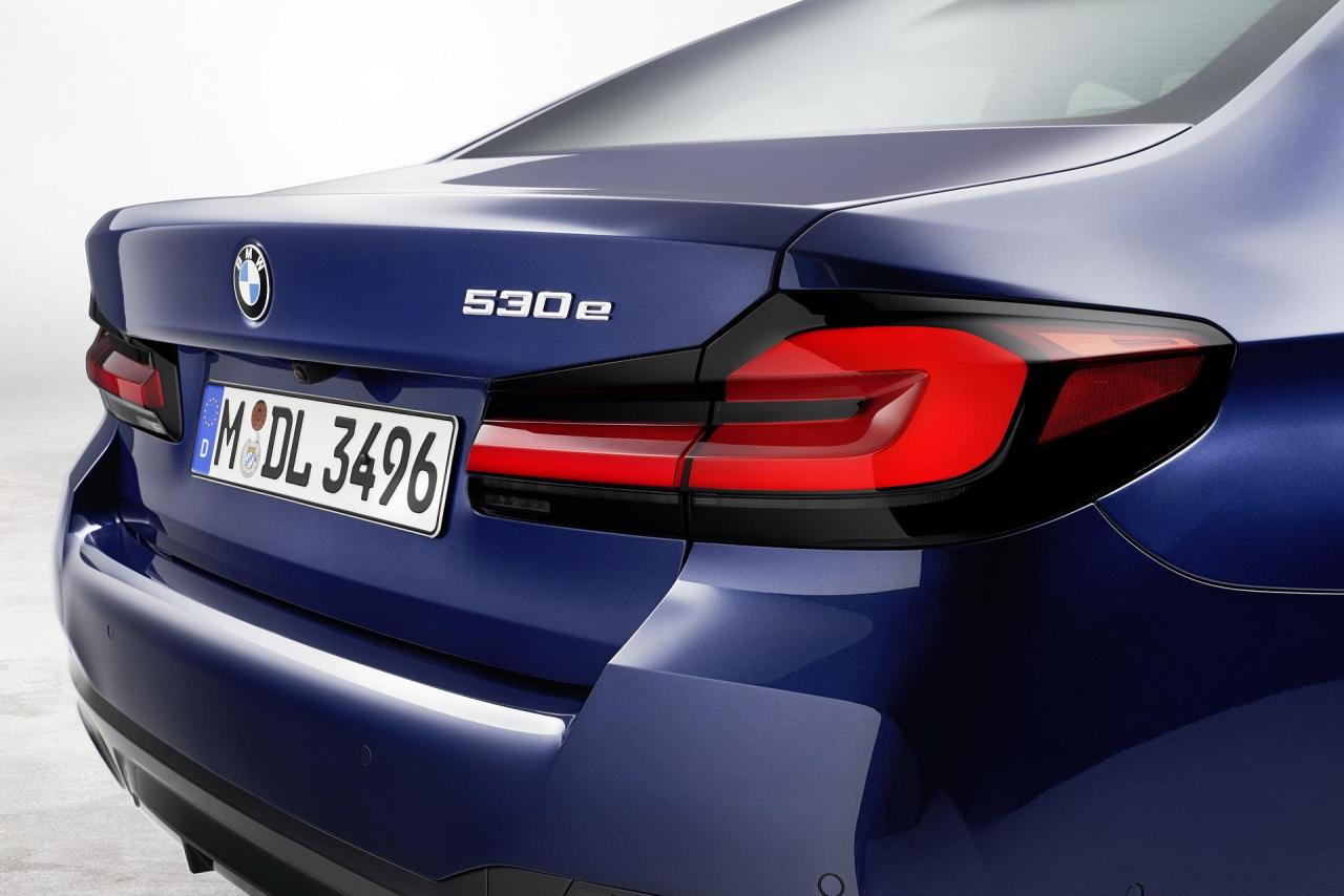2021-BMW-5-Series-Facelift-61.thumb.jpg.a9676b73bba87305a9eecc91e4b428bc.jpg