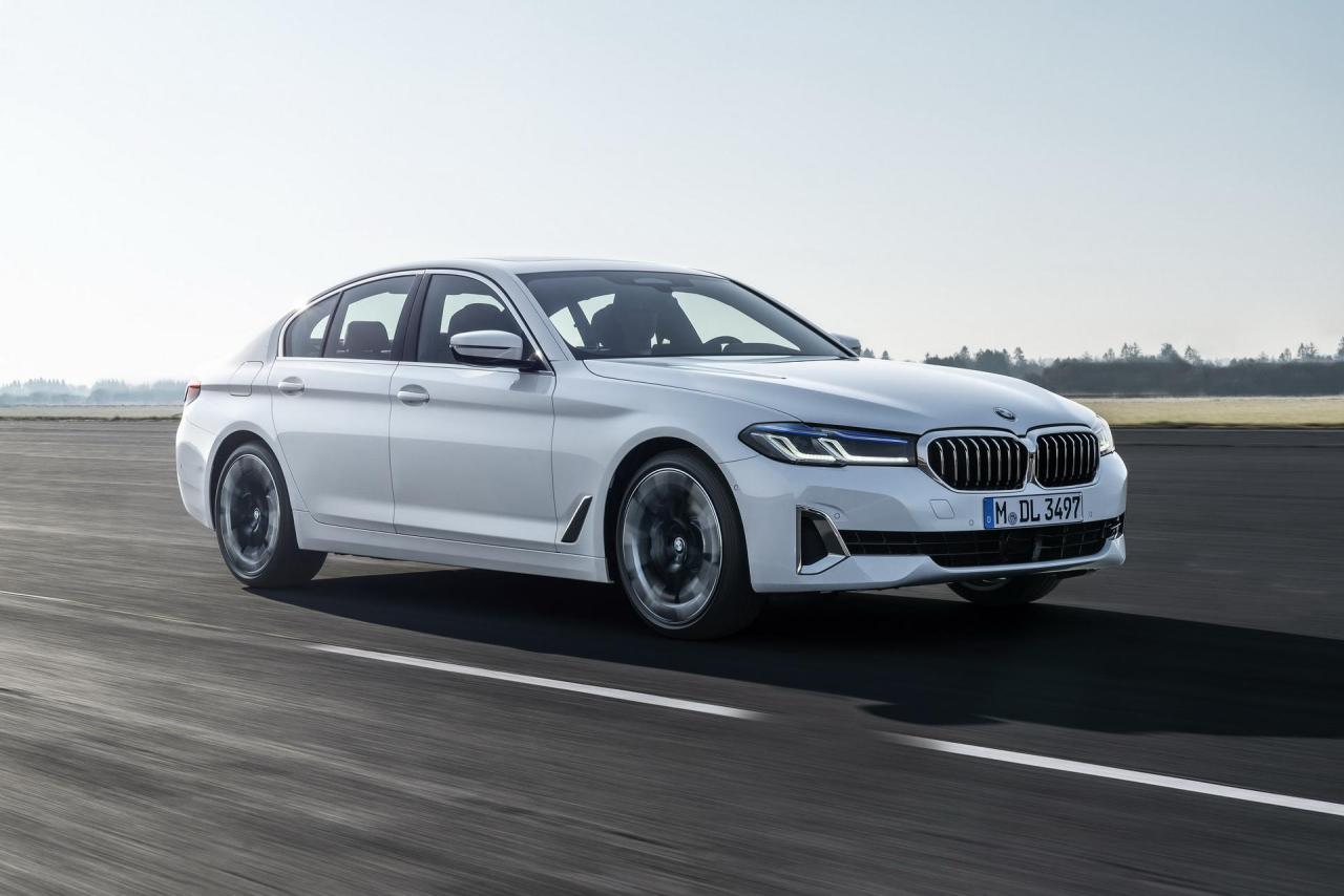 2021-BMW-5-Series-Facelift-81.thumb.jpg.a5c63b16422ff705b30370b111f66848.jpg