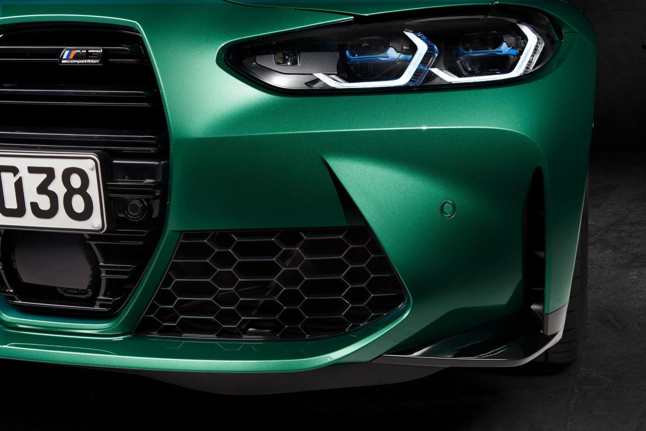 2021-BMW-M3-And-M4-126.thumb.jpg.6cda3f6a873384b061fd155041e83643.jpg