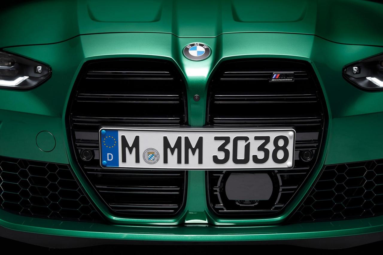 2021-BMW-M3-And-M4-127.thumb.jpg.ccdcd87ab689db6cc6b153038ddf4509.jpg