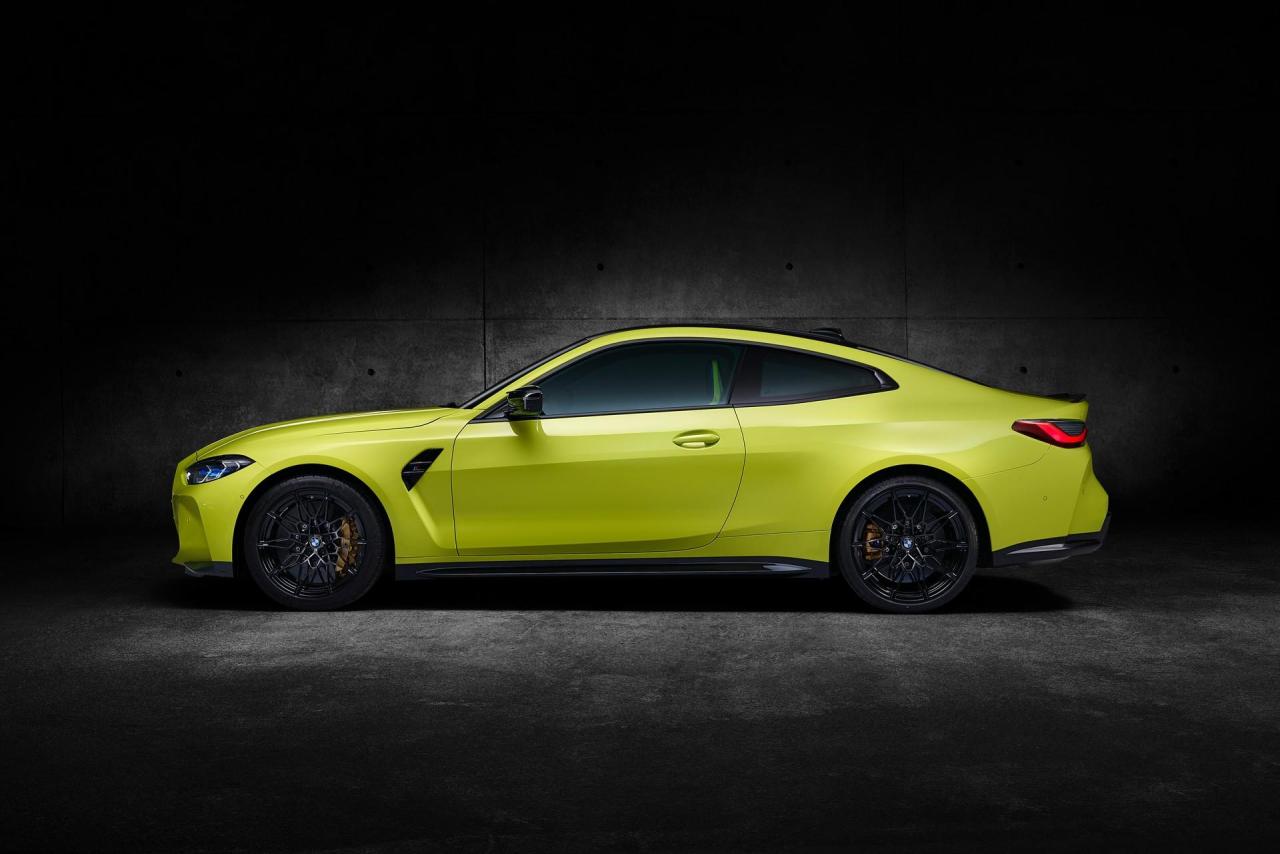 2021-BMW-M3-And-M4-164.thumb.jpg.12f58e11b55495c8e0160b74b1732070.jpg