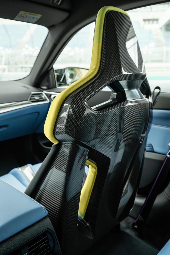 2021-BMW-M3-And-M4-70.thumb.jpg.4c944e03daefc02d25e42f6995e2692a.jpg