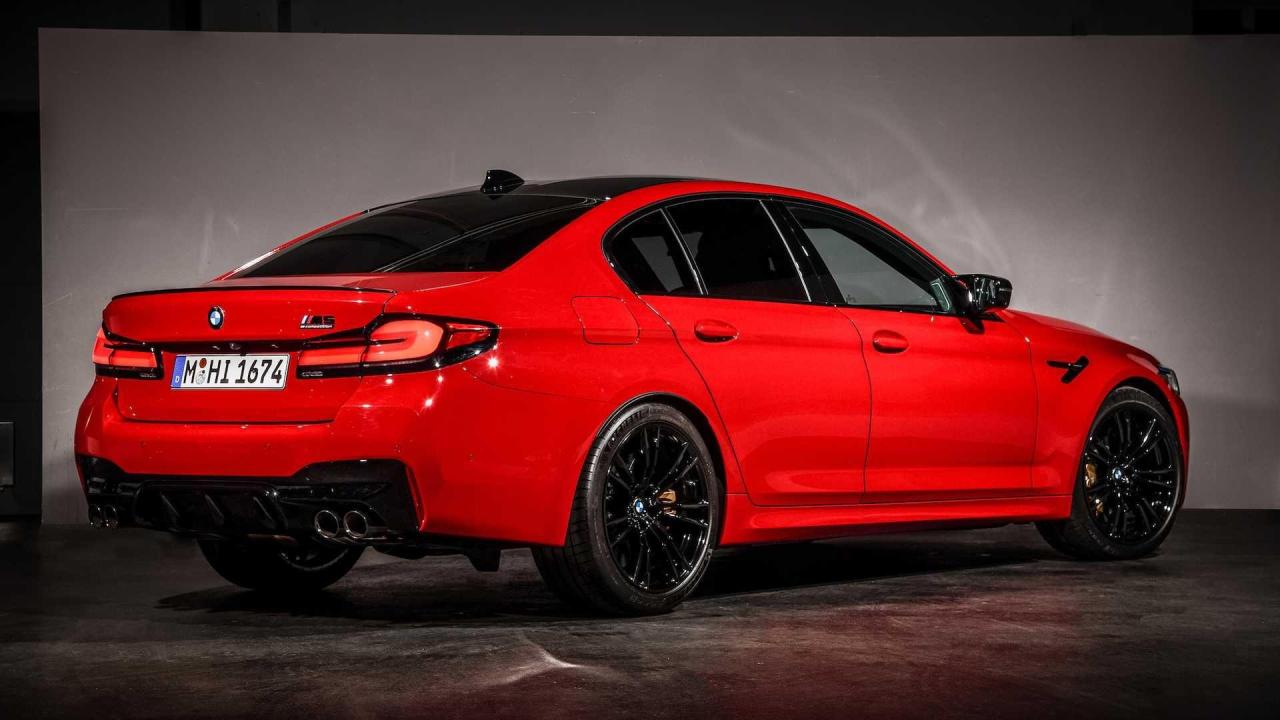 2021-BMW-M5-2.thumb.jpg.e92b4db19a314bedf8b60e19f42e5026.jpg