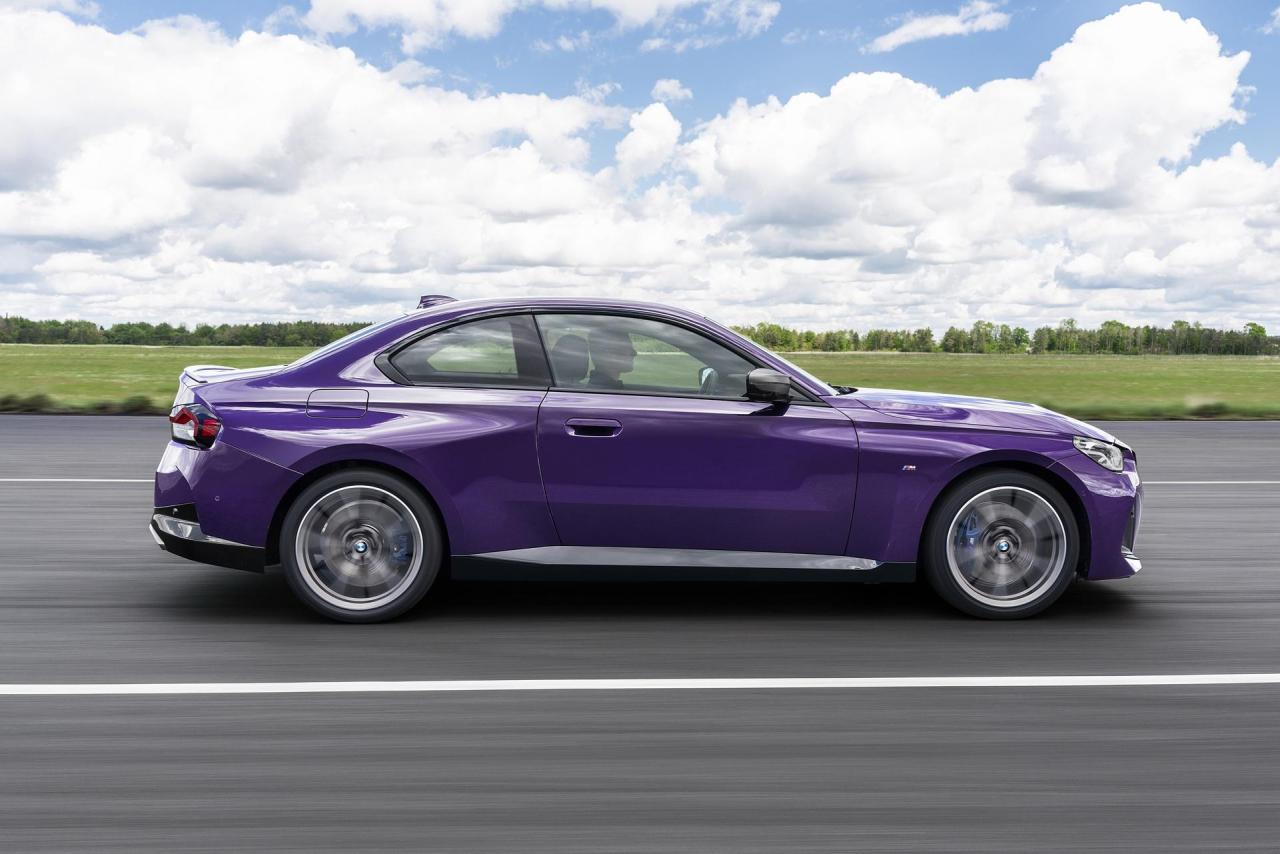 2022-BMW-2-Series-Coupe-M240i-230i-17.thumb.jpg.38a511c4ab6ed879863fd76a48950d53.jpg