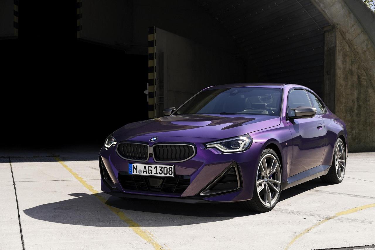 2022-BMW-2-Series-Coupe-M240i-230i-37.thumb.jpg.97d27f8376c8224d34e88b42da752003.jpg