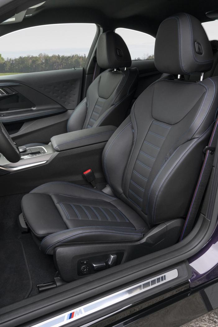 2022-BMW-2-Series-Coupe-M240i-230i-43.thumb.jpg.59ae64870ada13bc014fb9c3240edf65.jpg