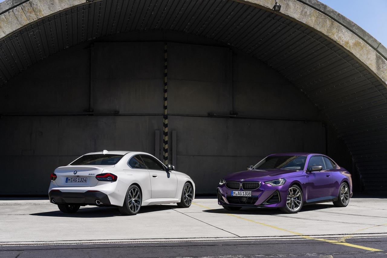 2022-BMW-2-Series-Coupe-M240i-230i-49.thumb.jpg.57bd65c378c6c41b1d06523ba30d6aa3.jpg