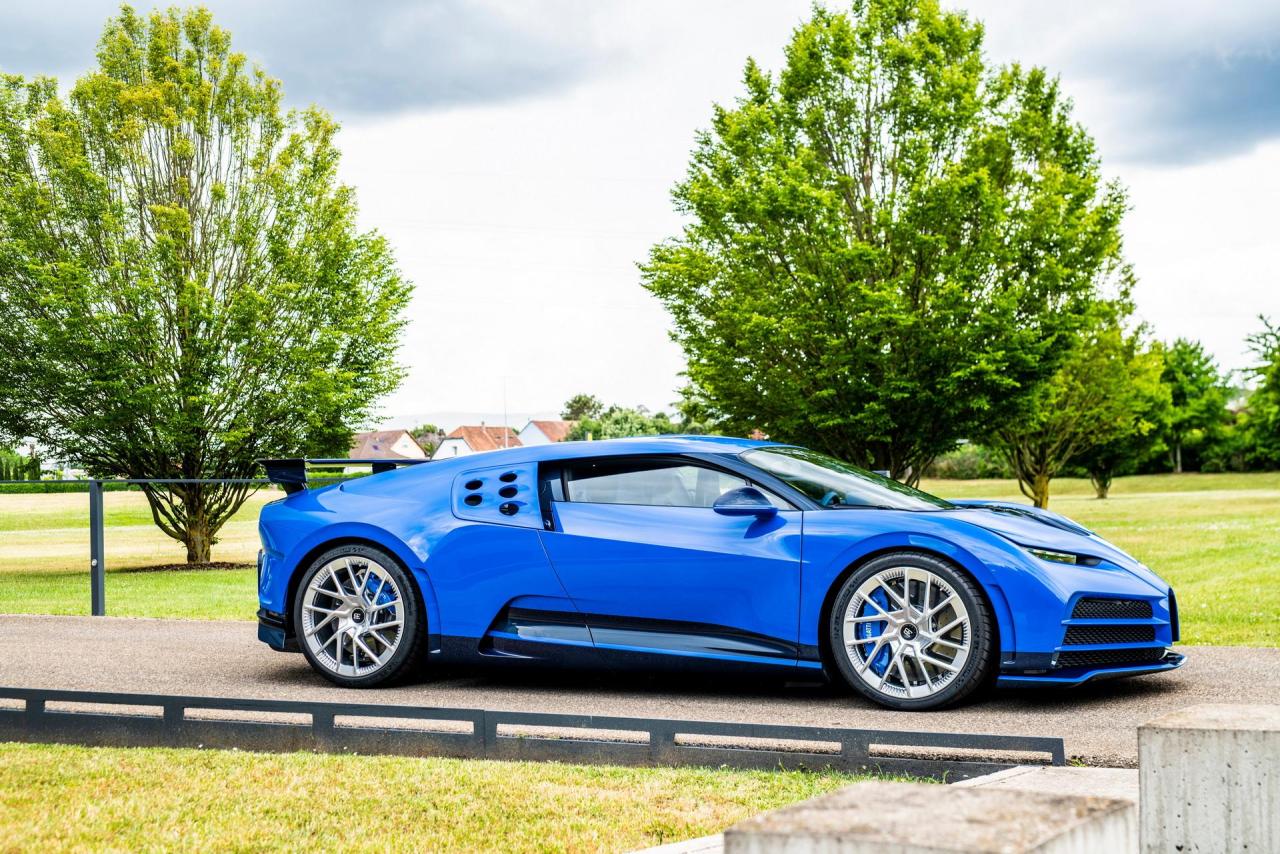 2022-Bugatti-Centodieci-2.jpg