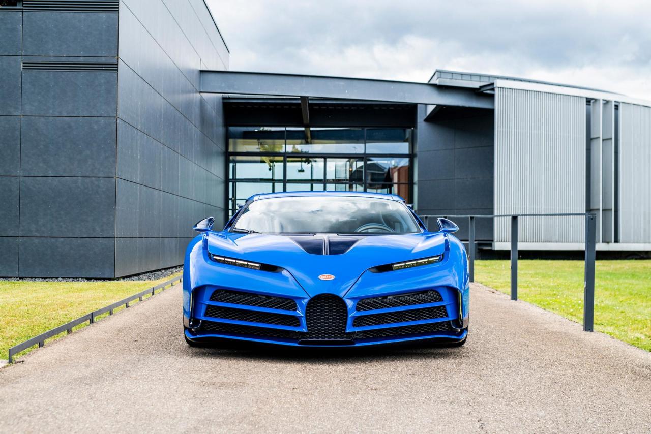 2022-Bugatti-Centodieci-3.jpg