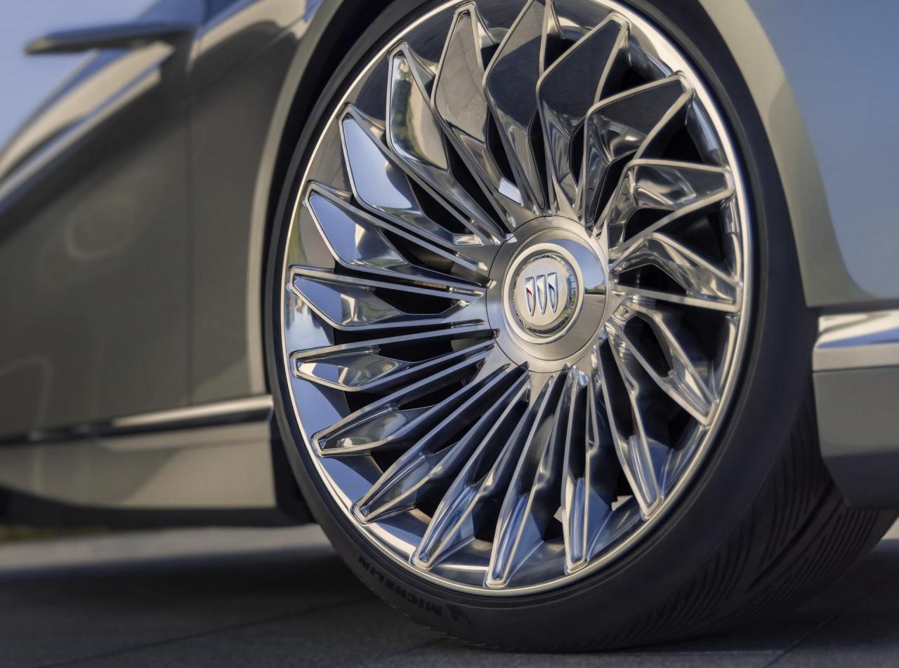 2022-Buick-Wildcat-Concept-11.thumb.jpg.0dde83749aaea7858f9a62a242104757.jpg