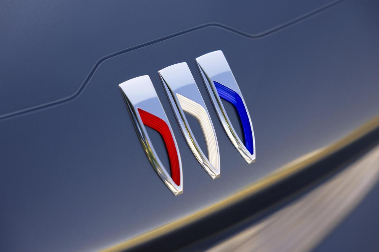 2022-Buick-Wildcat-Concept-2.thumb.jpg.1aea9534d6eaa1f6e0e9ab90150c3a23.jpg