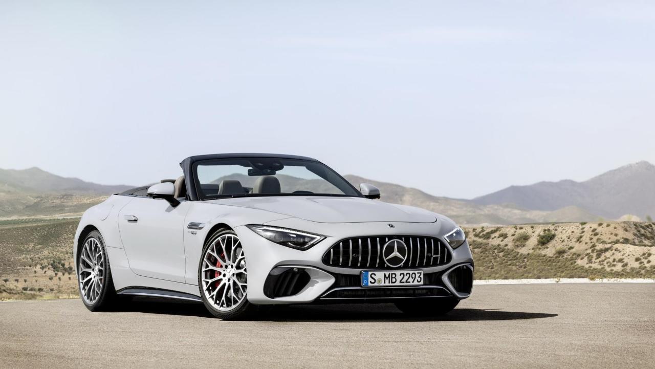 2022-Mercedes-AMG-SL-28.thumb.jpg.516af3b0b253e68bb02b514178f97234.jpg