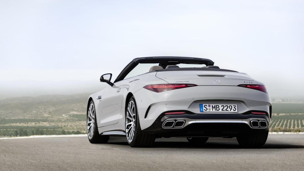 2022-Mercedes-AMG-SL-32.thumb.jpg.59ef4bdc7b7e667c0bcacc1efe24e1b4.jpg