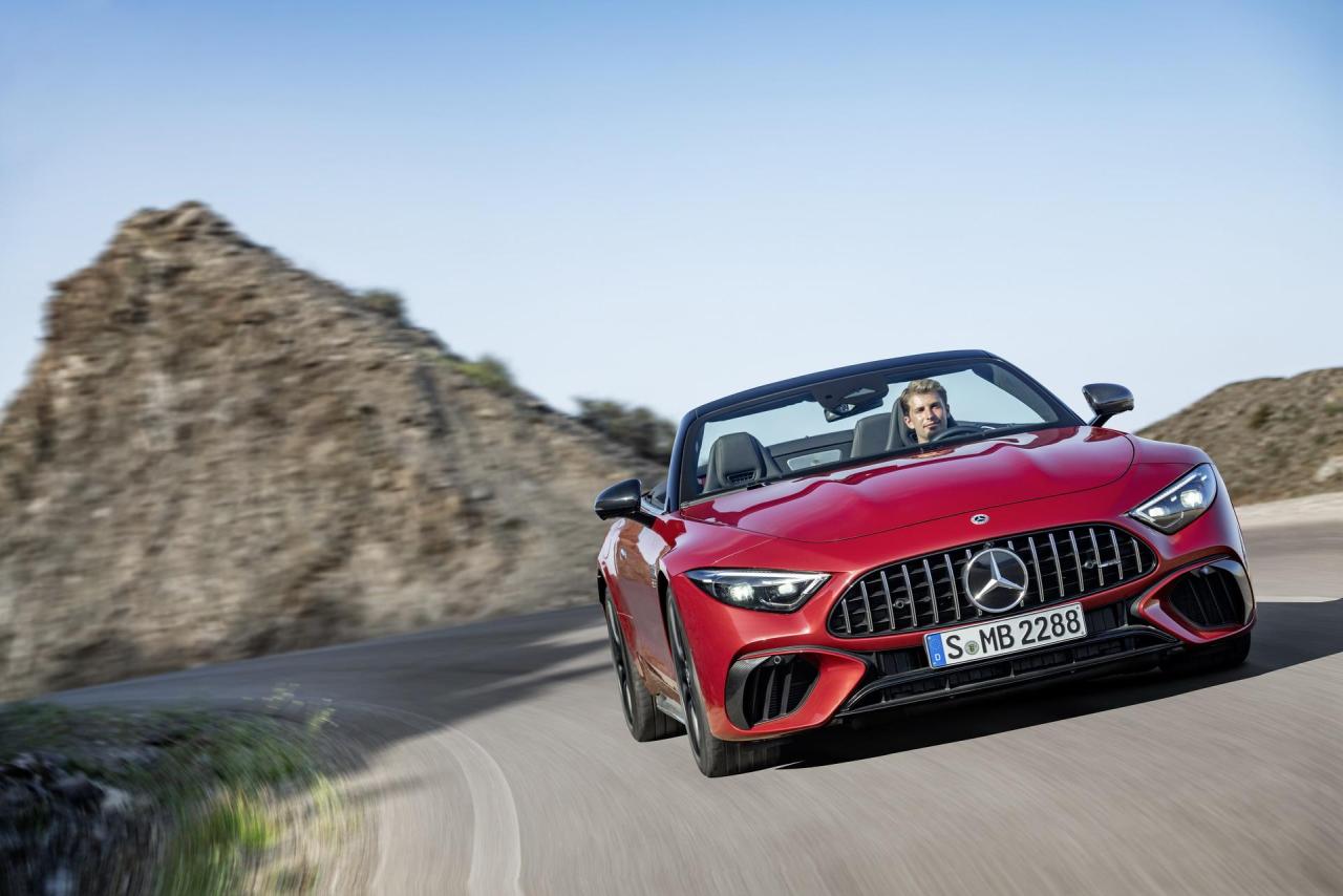2022-Mercedes-AMG-SL-54.thumb.jpg.440cdf03368e3f74ab6329c6ac7ab4e9.jpg