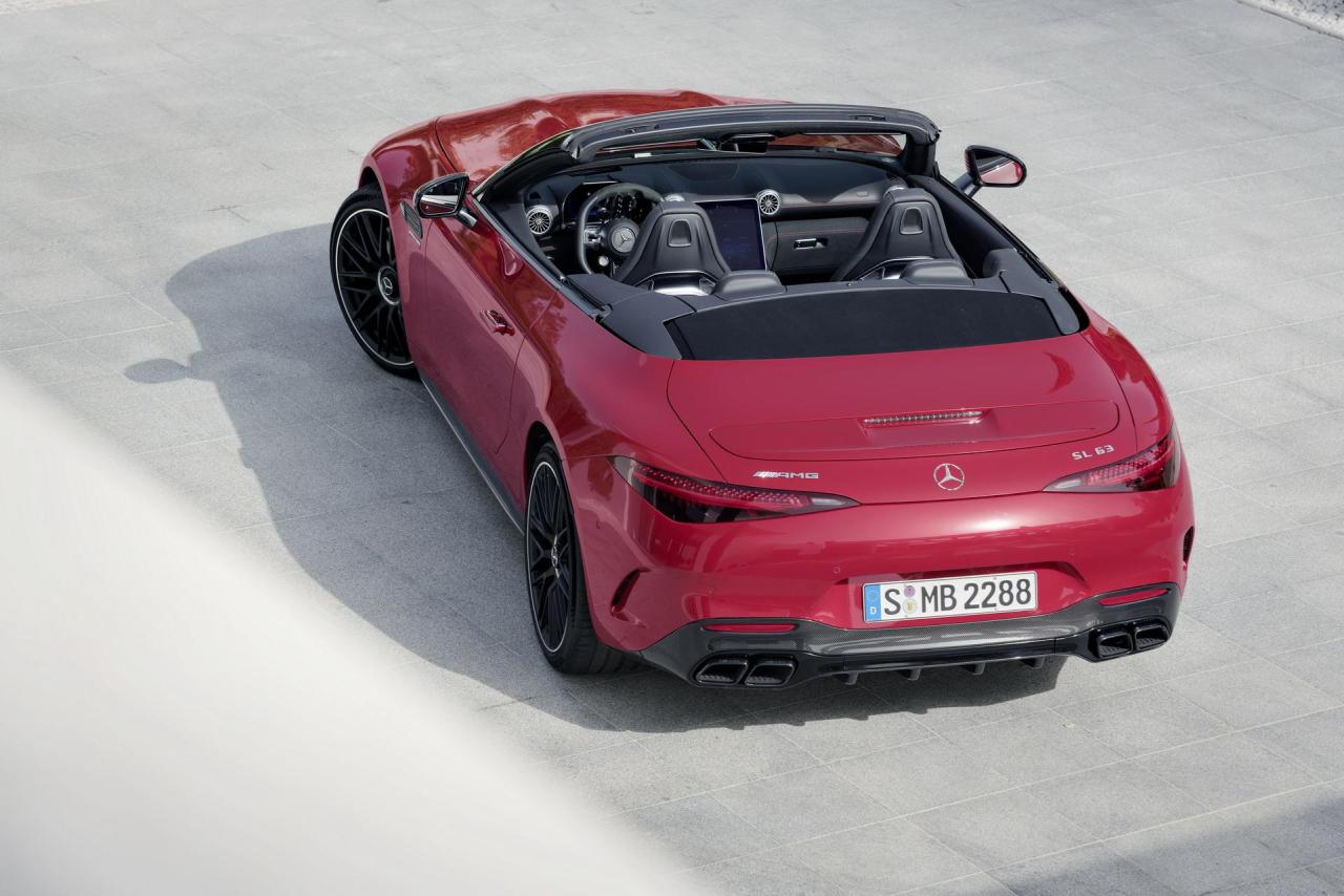 2022-Mercedes-AMG-SL-68.thumb.jpg.a54dd79069127f392fd29cce5dc148f5.jpg