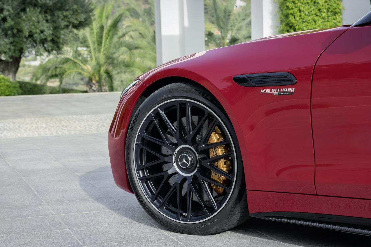 2022-Mercedes-AMG-SL-71.thumb.jpg.ad130412b4405ead39268f9e7f91cfaf.jpg